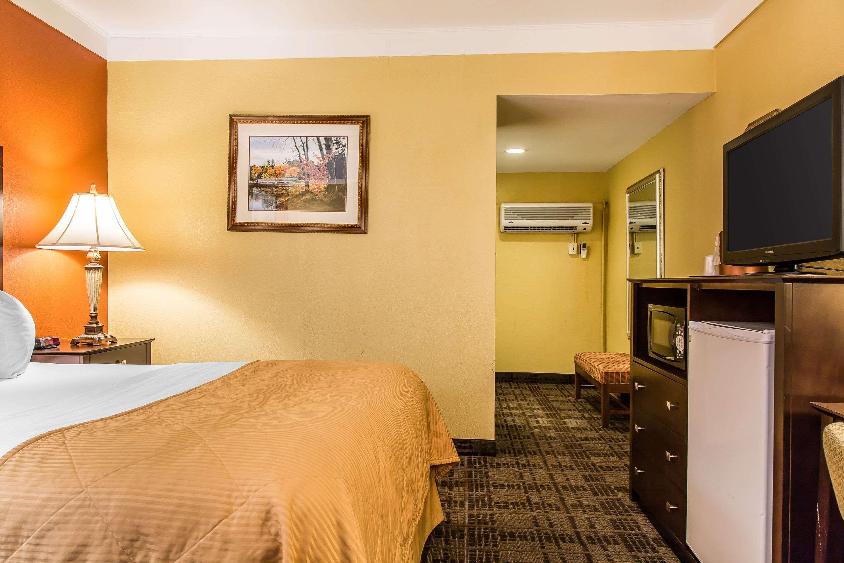 Clarion Hotel & Suites Hamden-New Haven Ngoại thất bức ảnh