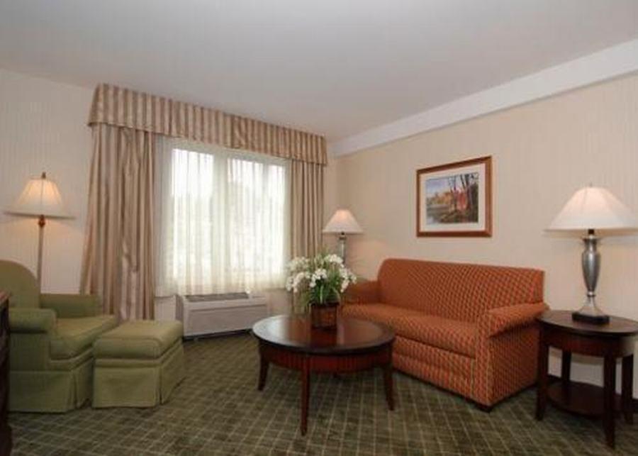 Clarion Hotel & Suites Hamden-New Haven Ngoại thất bức ảnh