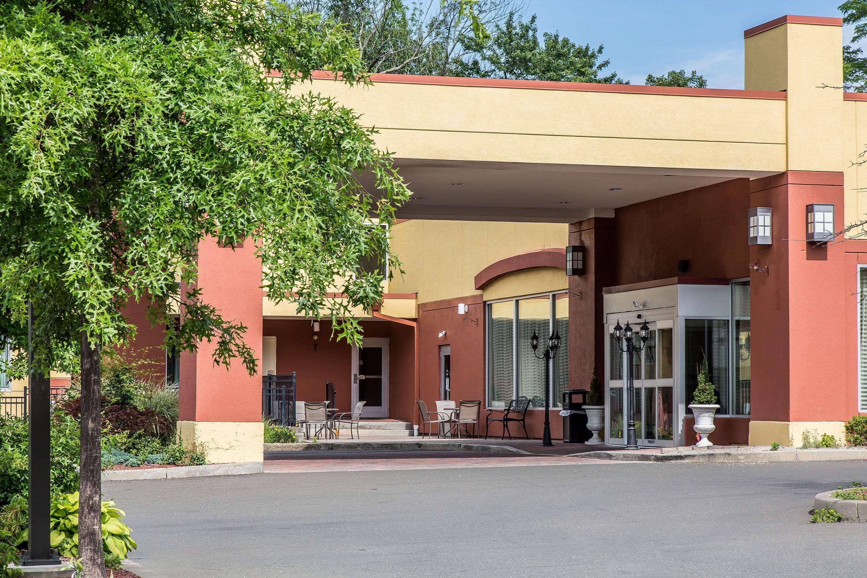 Clarion Hotel & Suites Hamden-New Haven Ngoại thất bức ảnh
