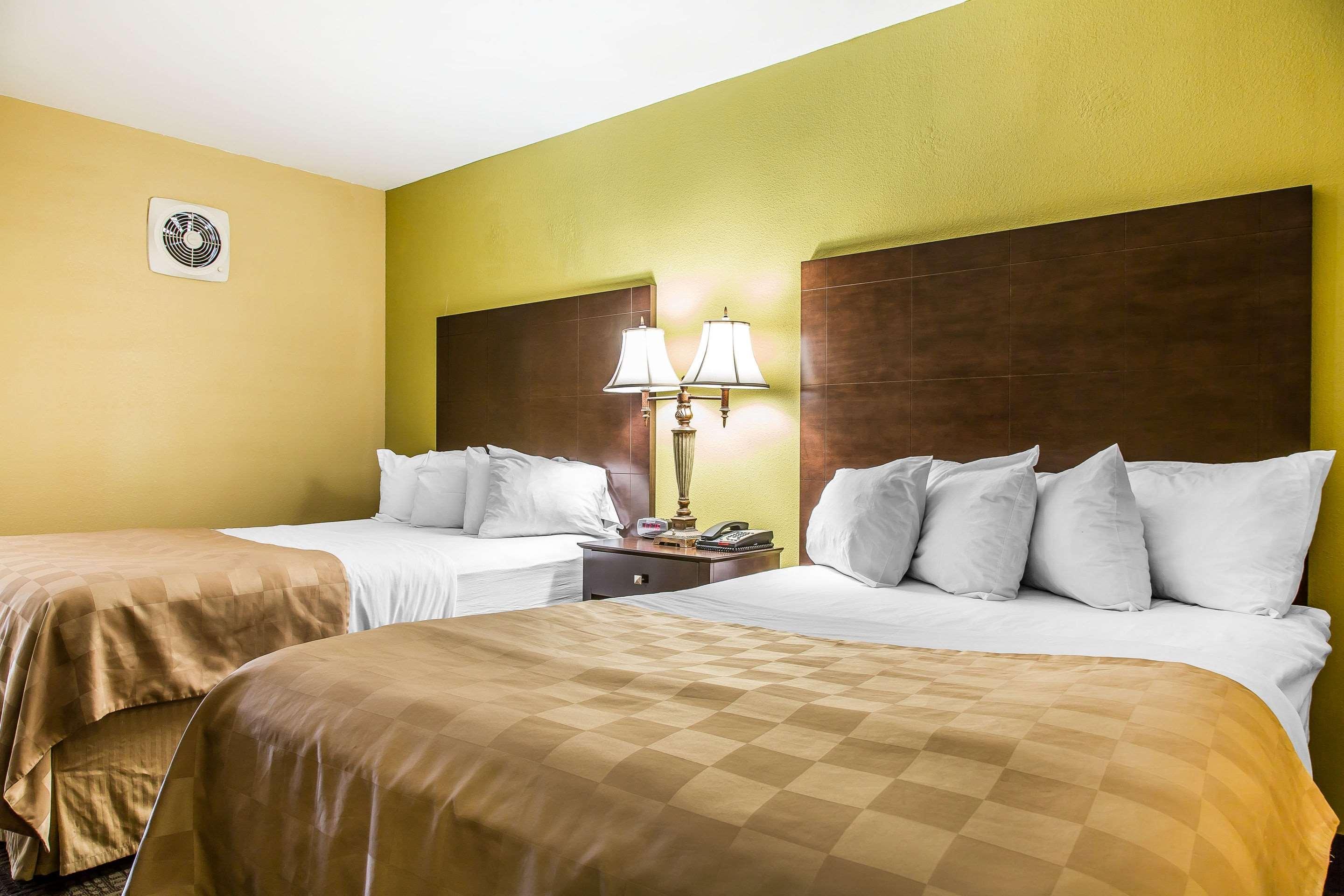 Clarion Hotel & Suites Hamden-New Haven Ngoại thất bức ảnh