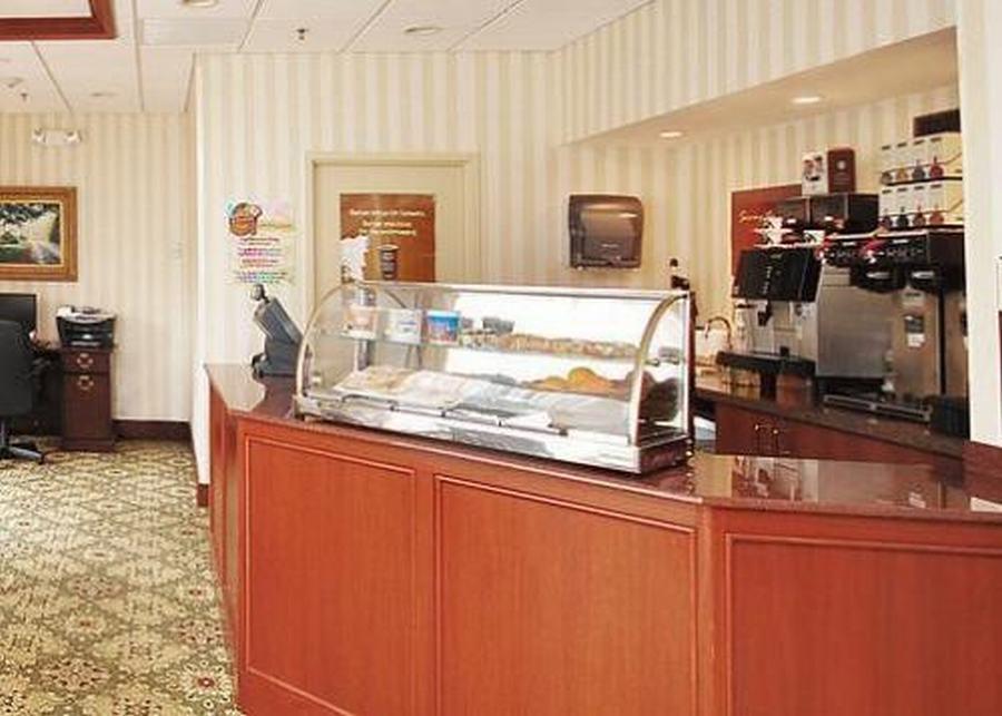 Clarion Hotel & Suites Hamden-New Haven Ngoại thất bức ảnh