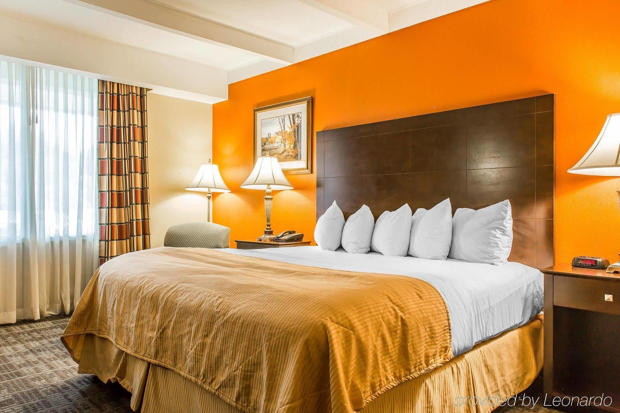 Clarion Hotel & Suites Hamden-New Haven Ngoại thất bức ảnh