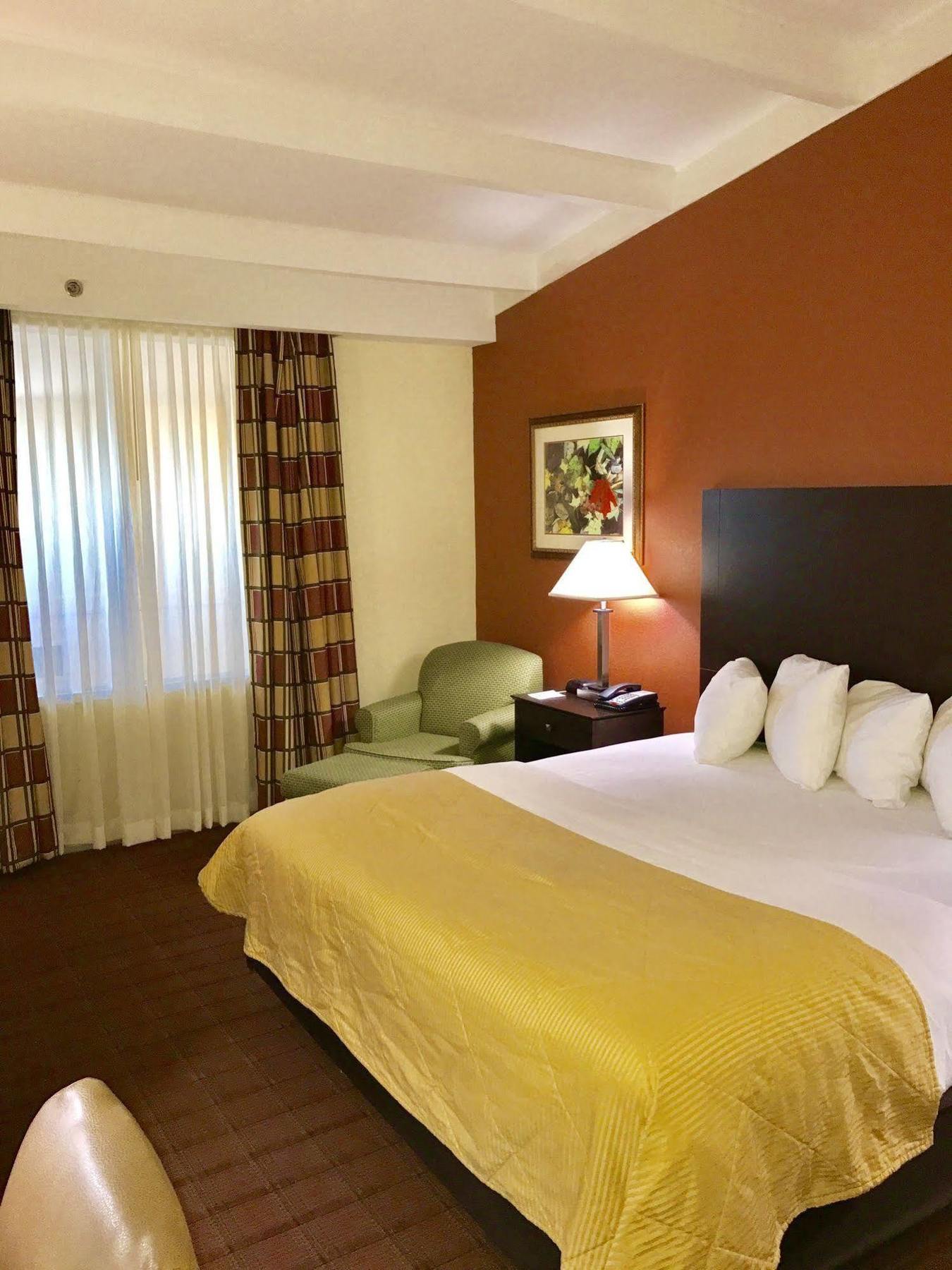 Clarion Hotel & Suites Hamden-New Haven Ngoại thất bức ảnh